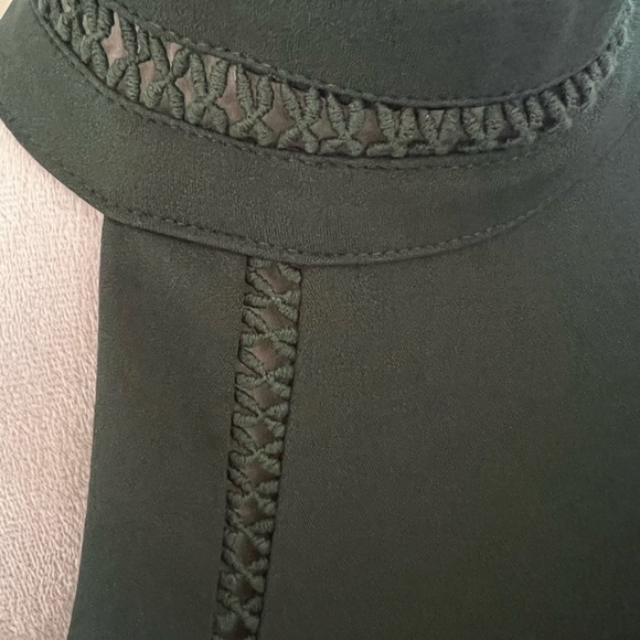 NWT B. Darlin Halter Dress, Hunter Green, Size 9/10 - Picture 4 of 6